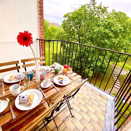 Cosy And Lovely Flat With View On Nature * 밀라노